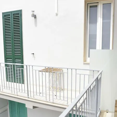 La Casa Del Gabbo Apartment Monopoli Exterior photo